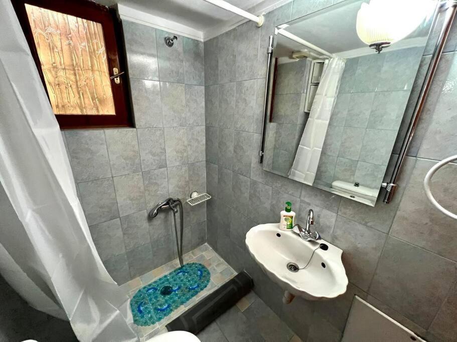 Στούντιο Κέντρου Άνω Πόλης Πάτρας Apartamento Exterior foto