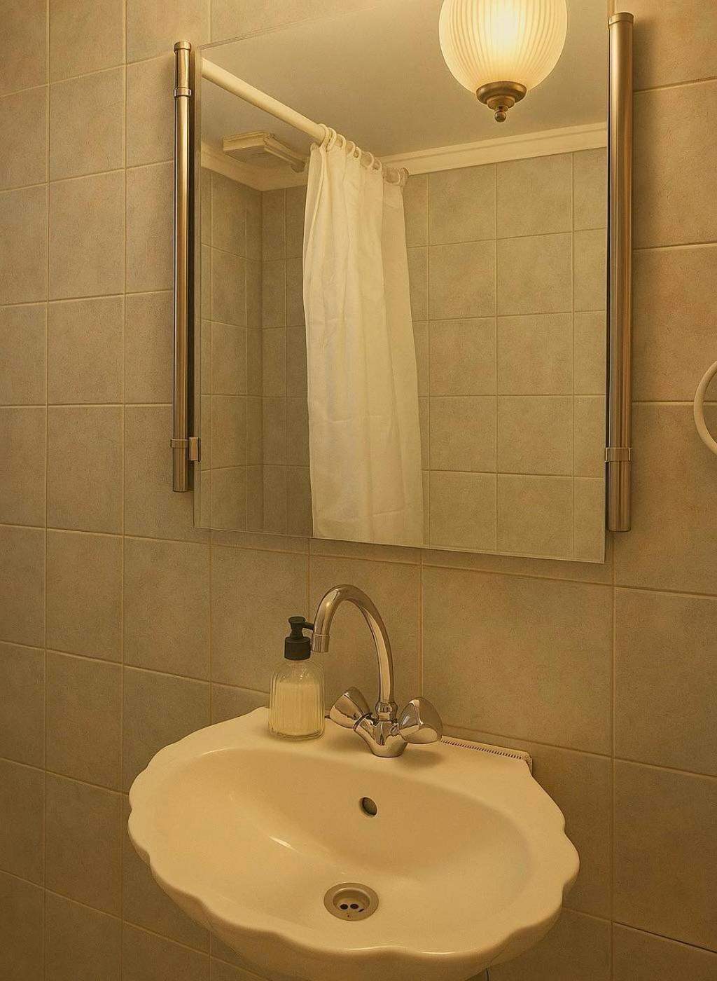 Στούντιο Κέντρου Άνω Πόλης Πάτρας Apartamento Exterior foto