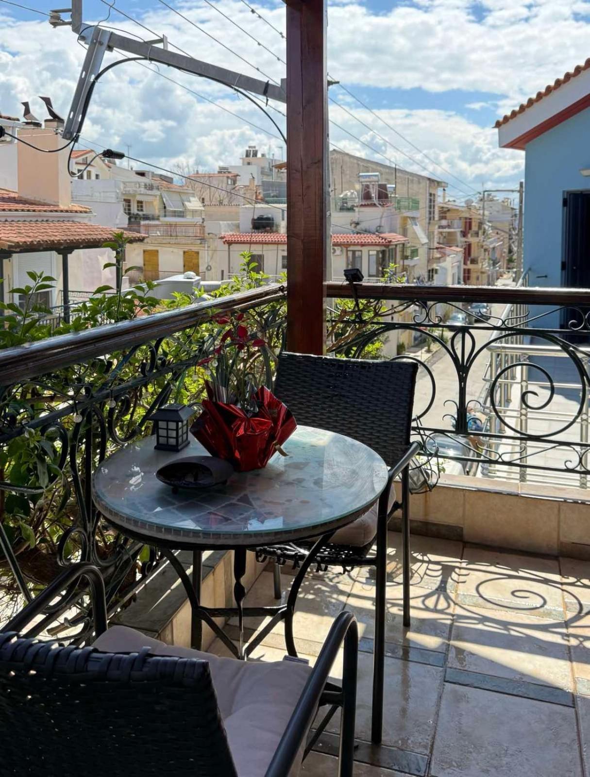 Στούντιο Κέντρου Άνω Πόλης Πάτρας Apartamento Exterior foto